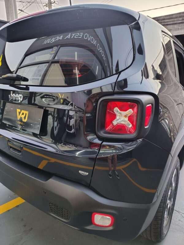 Renegade STD 1.8 4x2 Flex 16v Aut. - Image 12