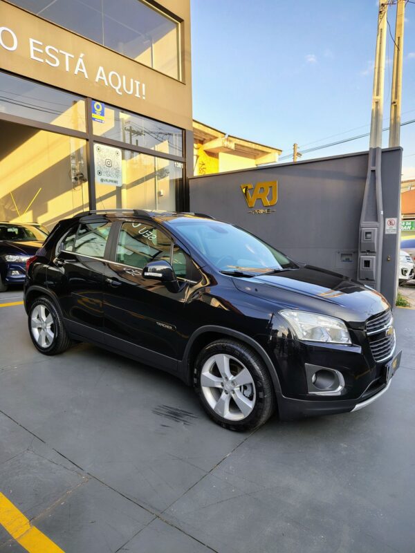 TRACKER LTZ 1.8 16V Flex 4x2 Aut. - Image 9