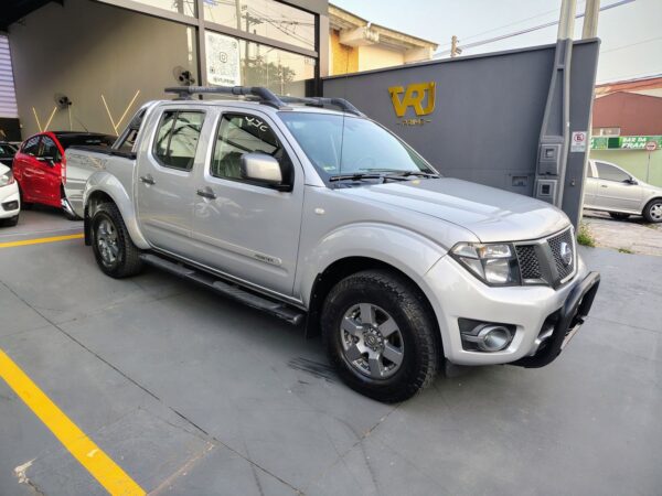 Frontier SV AT.CD 4x4 2.5 TB Diesel Mec. - Image 2