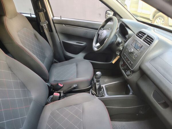 KWID Zen 1.0 Flex 12V 5p Mec. - Image 7