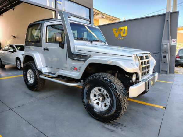 T-4 4x4 3.0 TB Int. Cap. Rigida Diesel - Image 2