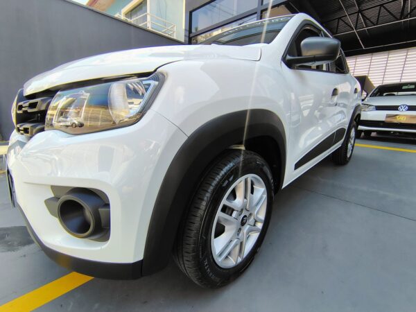KWID Zen 1.0 Flex 12V 5p Mec. - Image 8