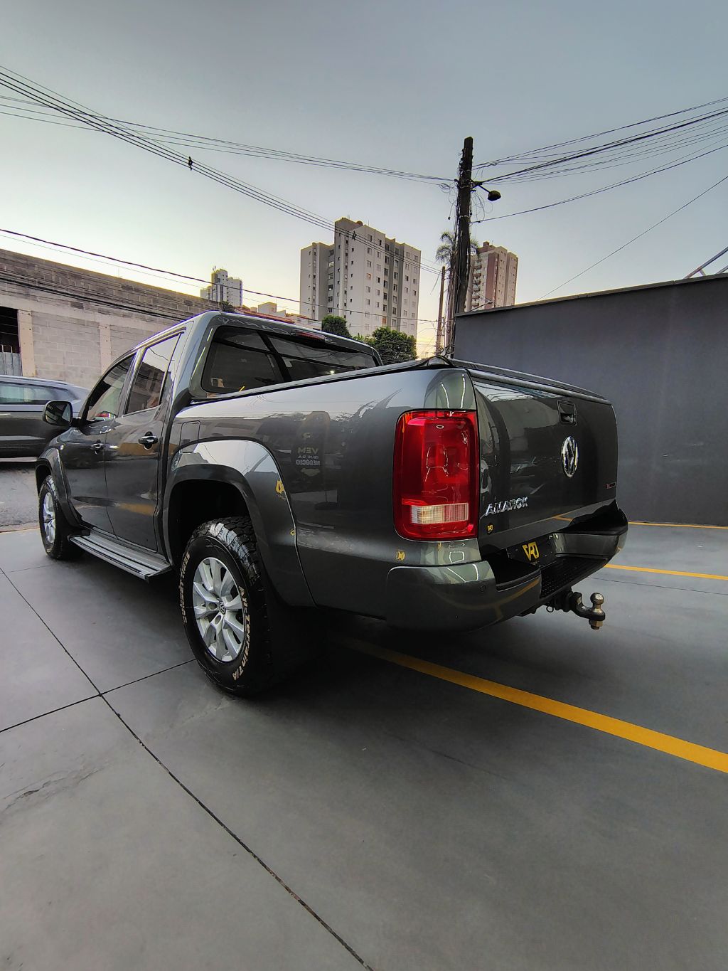 AMAROK Comfor. CD 2.0 TDI 4x4 Dies. Aut. - Imagem 14