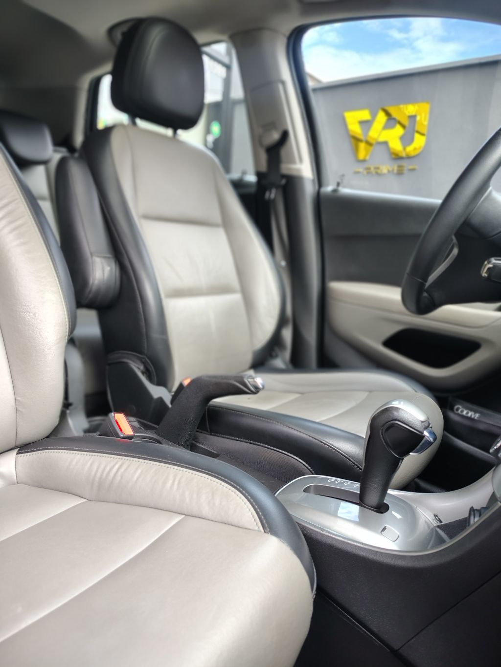 TRACKER LTZ 1.8 16V Flex 4x2 Aut. - Imagem 11