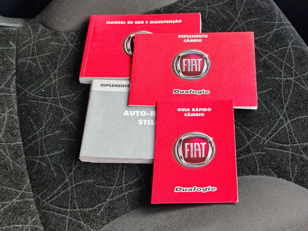 Stilo Dualogic 1.8 Flex 8V 5p - Imagem 3