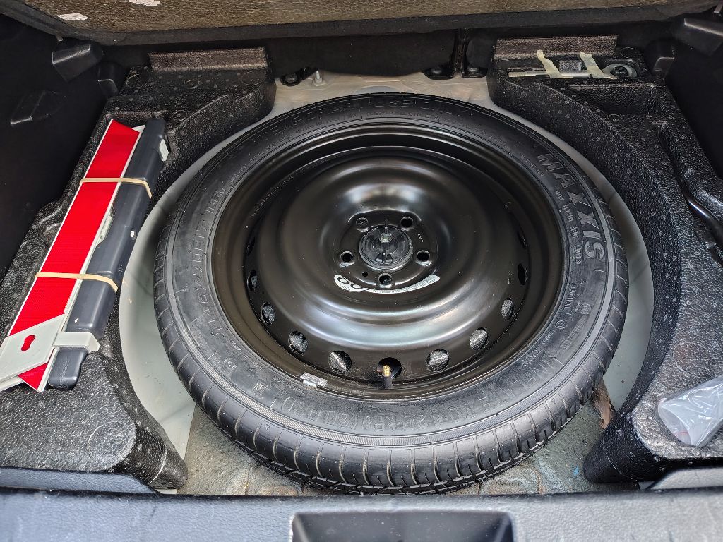Renegade 1.8 4x2 Flex 16V Aut. - Imagem 8