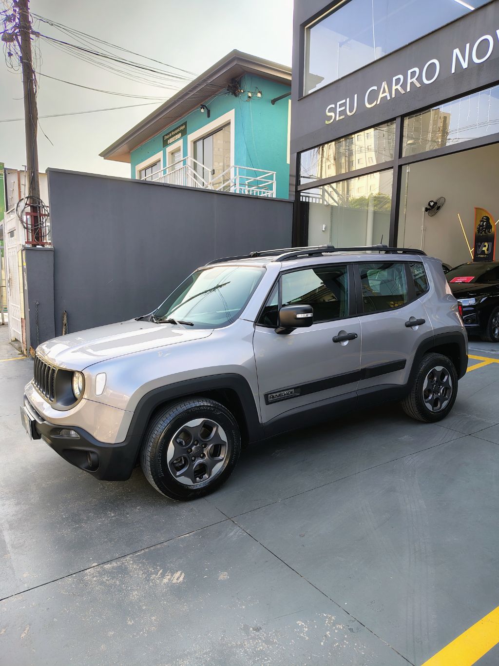 Renegade 1.8 4x2 Flex 16V Aut. - Imagem 13