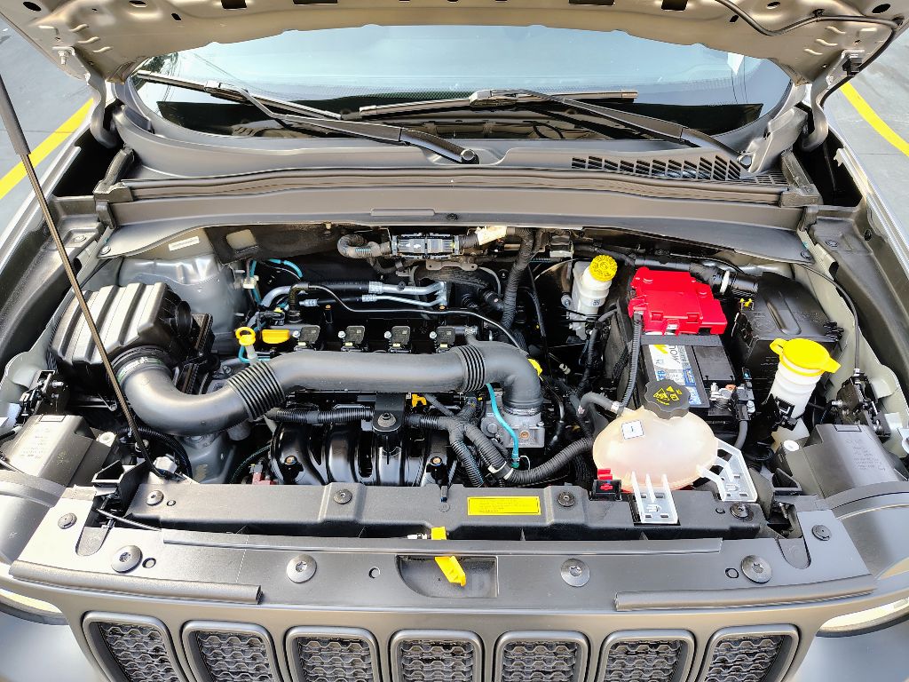 Renegade 1.8 4x2 Flex 16V Aut. - Imagem 9