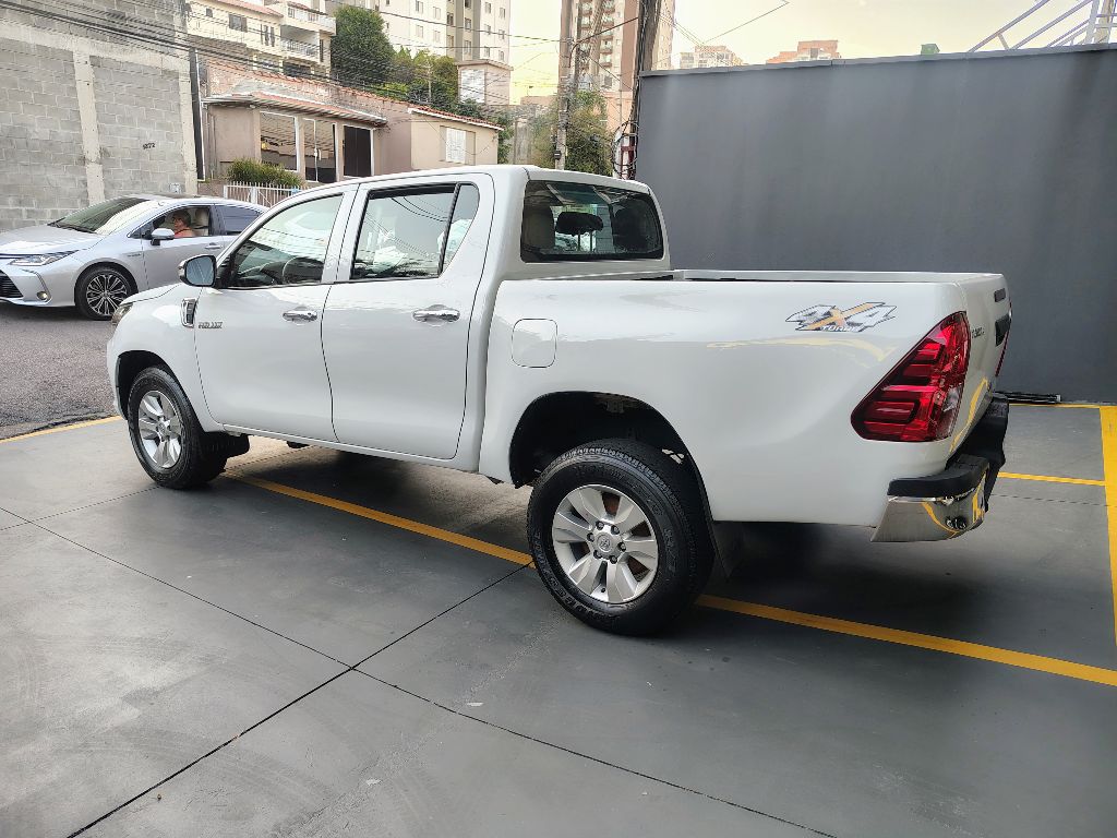 Hilux CD 4x4 2.8 Diesel Mec. - Imagem 4