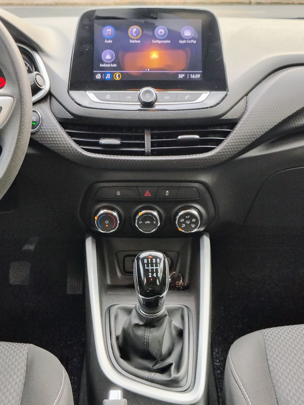 ONIX HATCH LT 1.0 12V Flex 5p Mec. - Imagem 8
