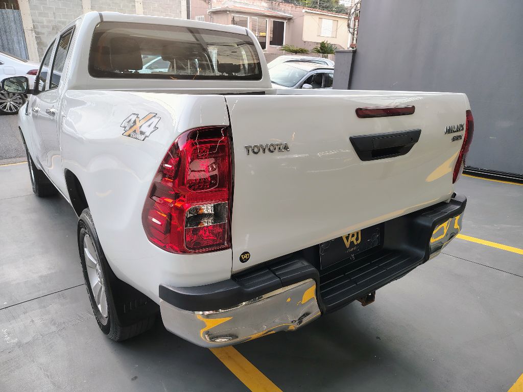 Hilux CD 4x4 2.8 Diesel Mec. - Imagem 13