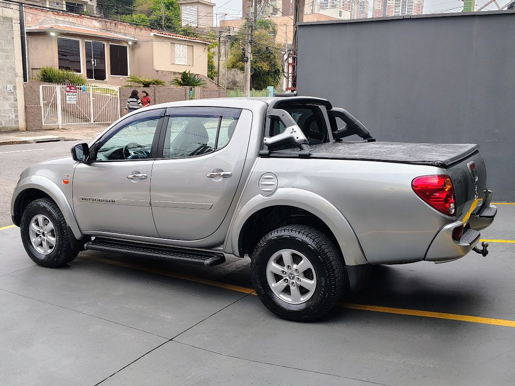 L200 Triton HPE 3.2 CD TB Int.Diesel Aut - Imagem 7