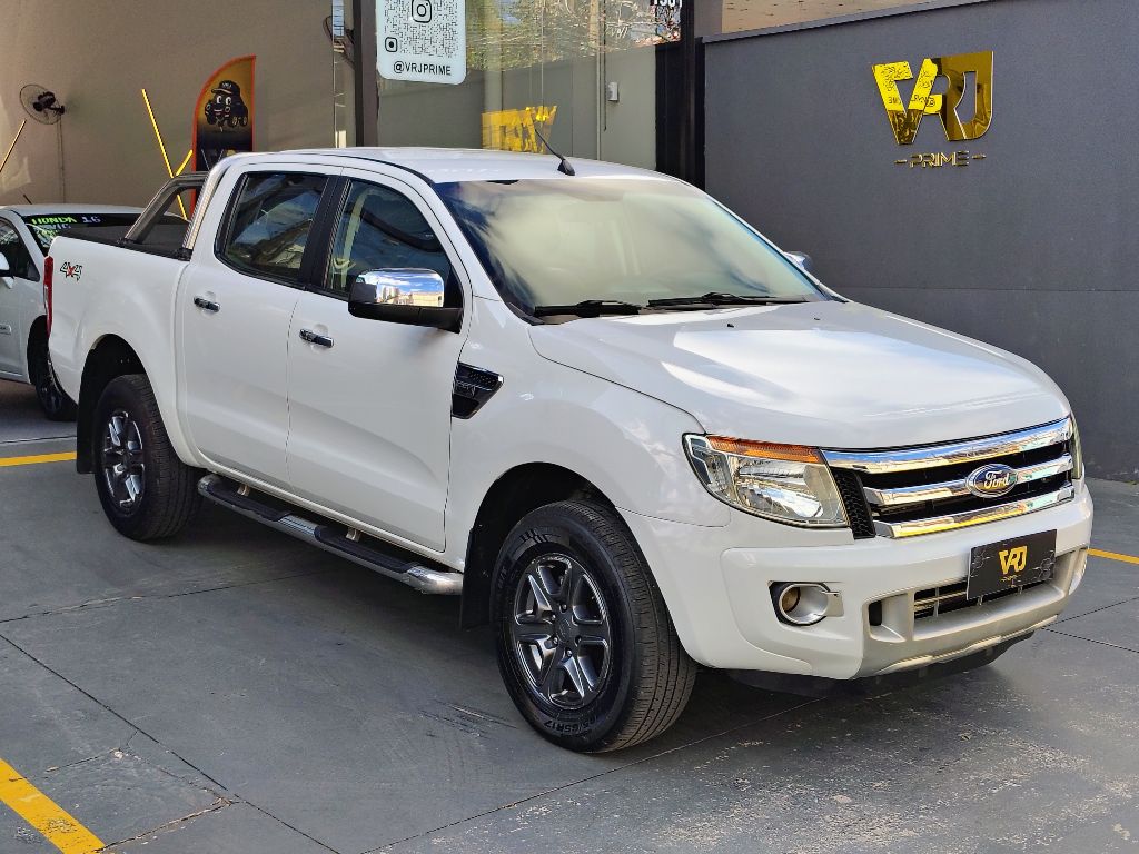 Ranger XLT 3.2 20V 4x4 CD Diesel Aut. - Imagem 2