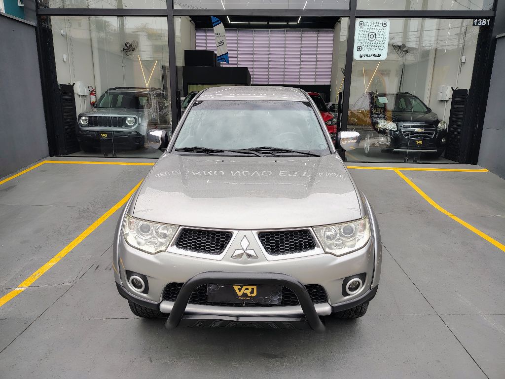 L200 Triton HPE 3.2 CD TB Int.Diesel Aut - Imagem 12