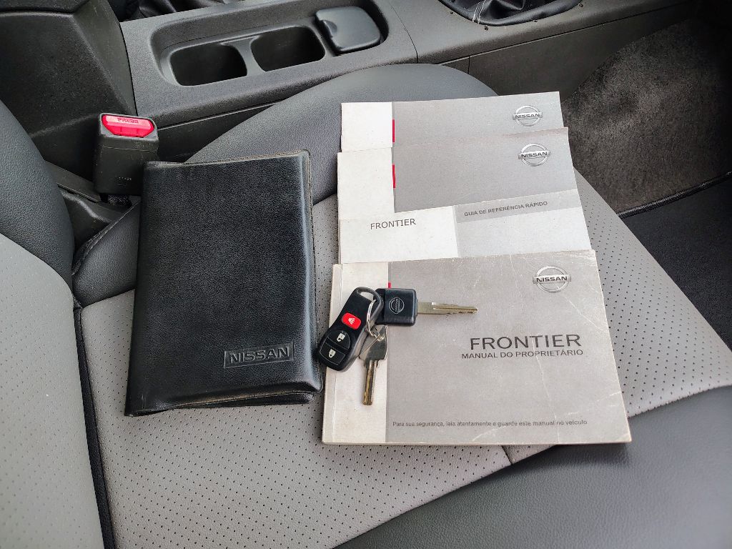Frontier SE ATTACK CD 4x4 2.5 TB Diesel - Imagem 6