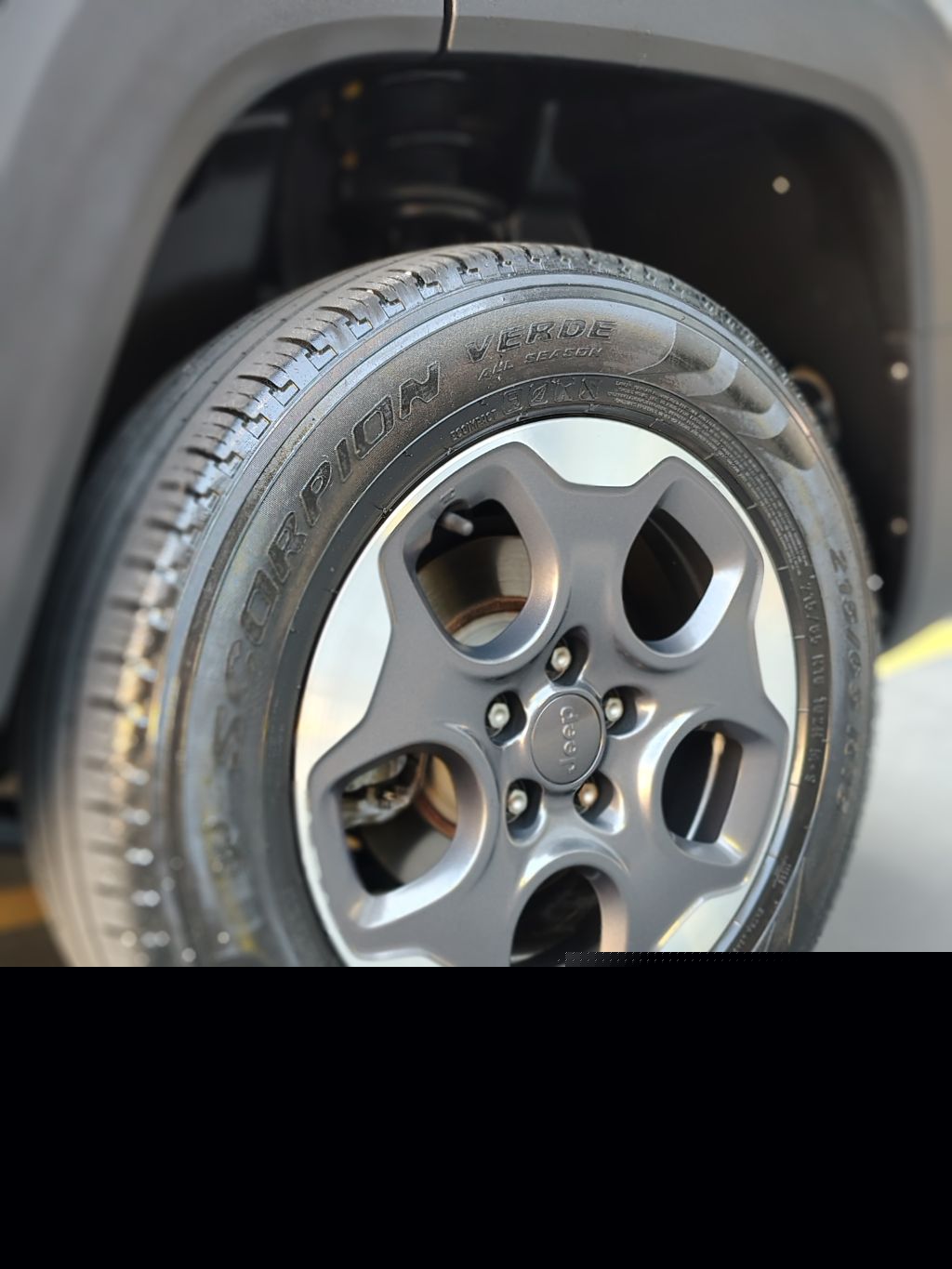 Renegade 1.8 4x2 Flex 16V Aut. - Imagem 14